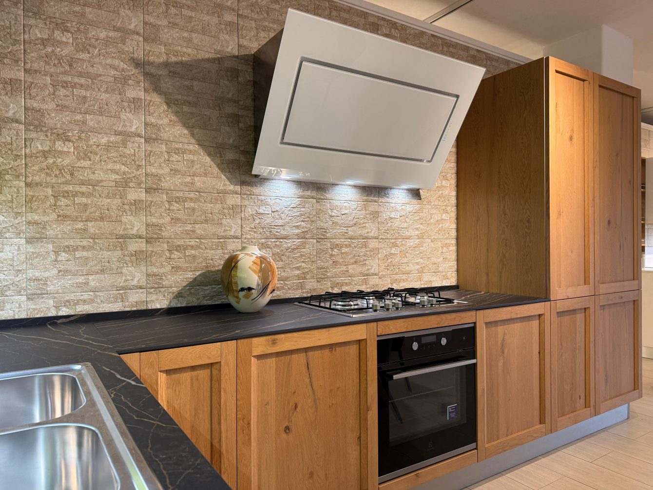 Veneta Cucine - Milano + Oyster - Image