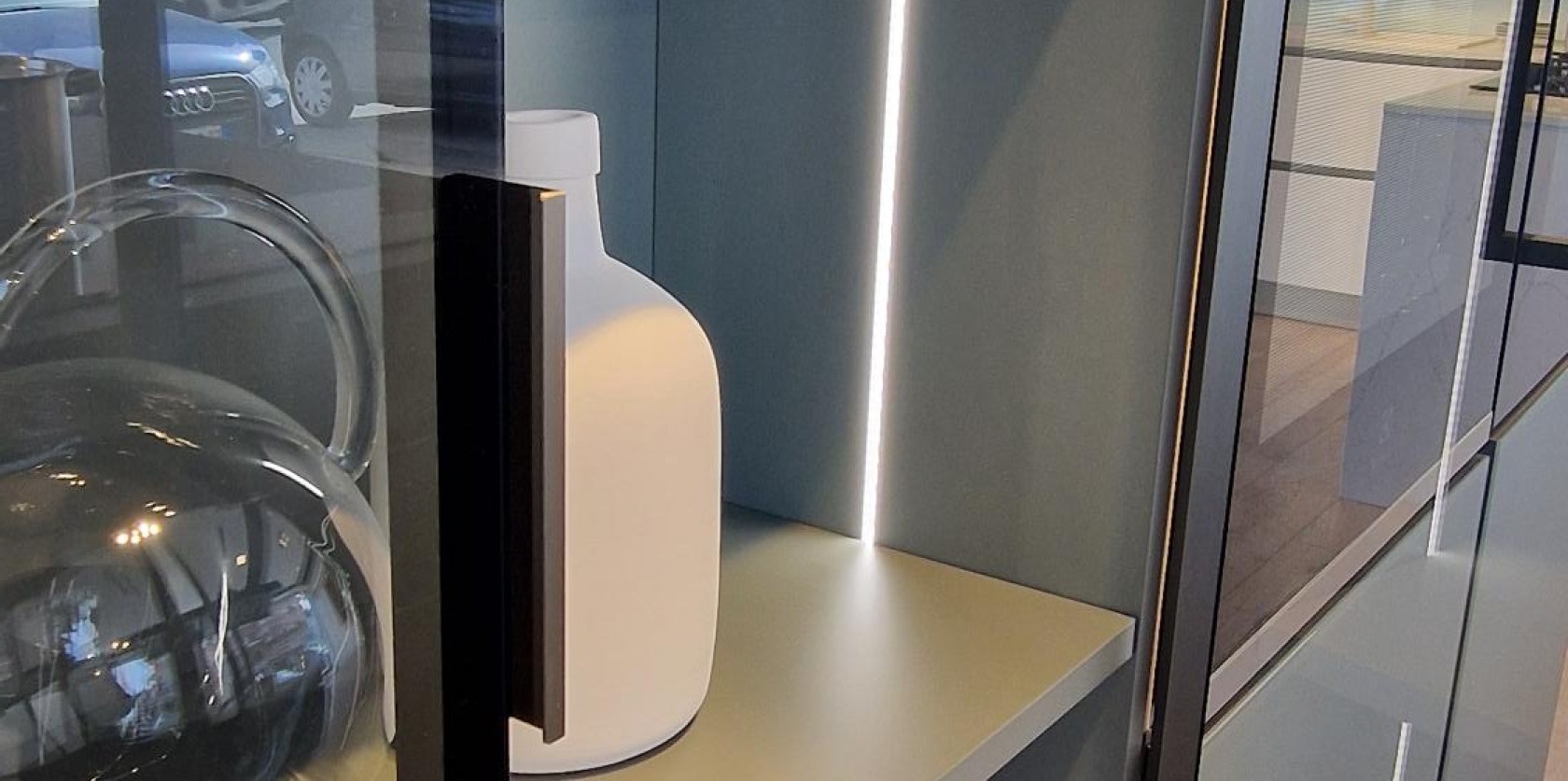 Iconica Vetro Opaco - Image