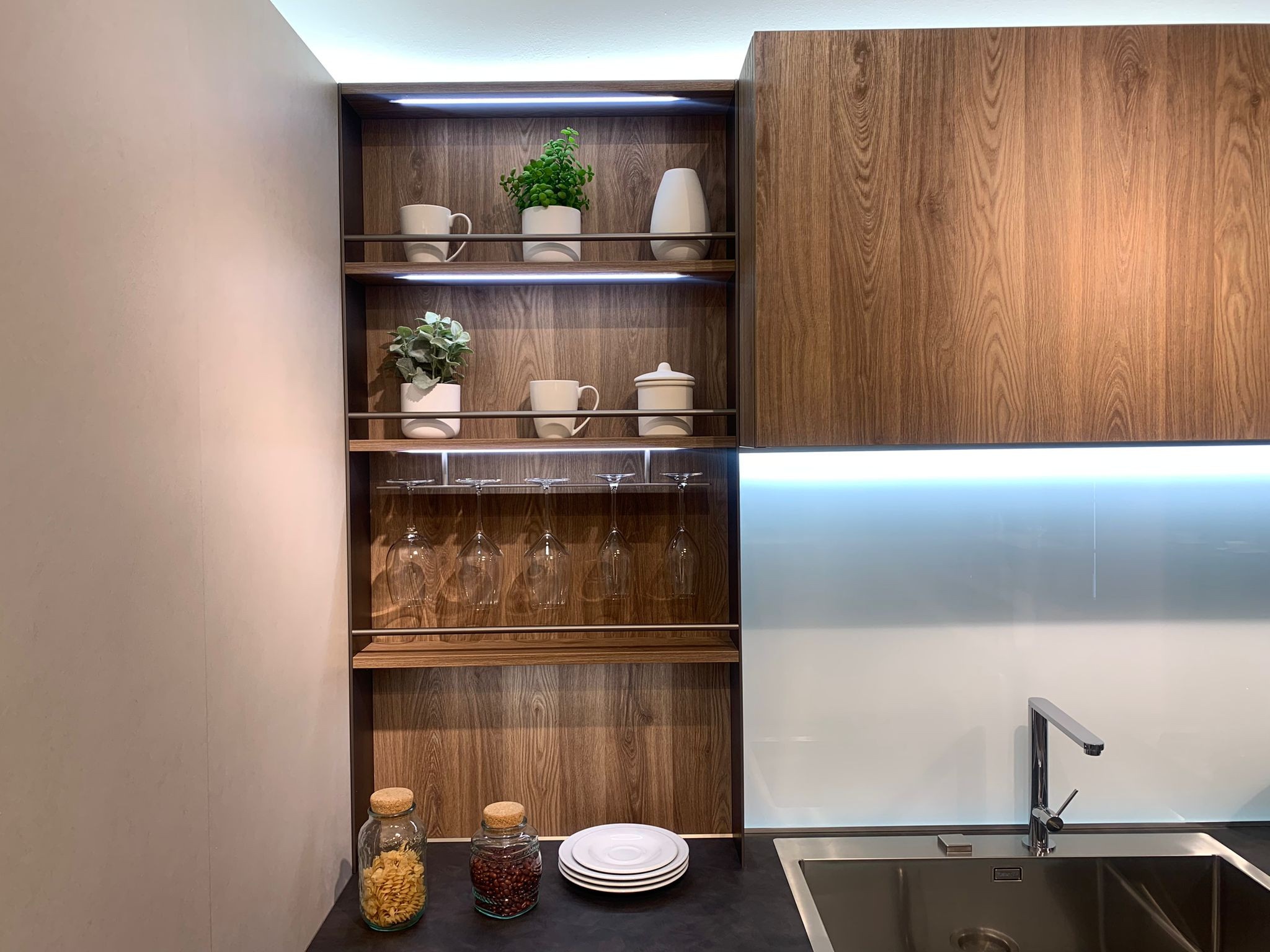 Cucina ad angolo con snack modello START TIME PRESA - Image