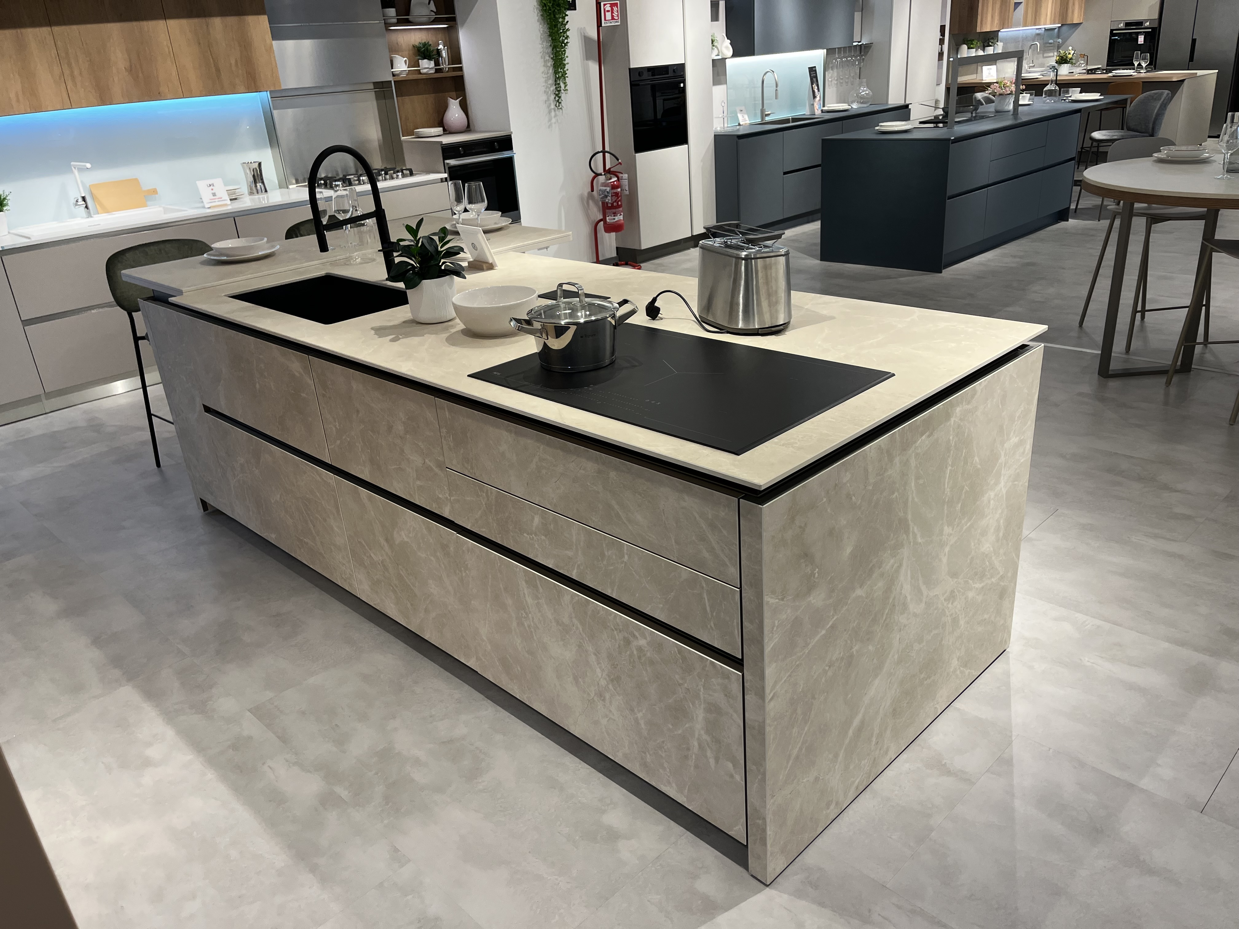 Veneta Cucine - Lounge Ceramica - Image