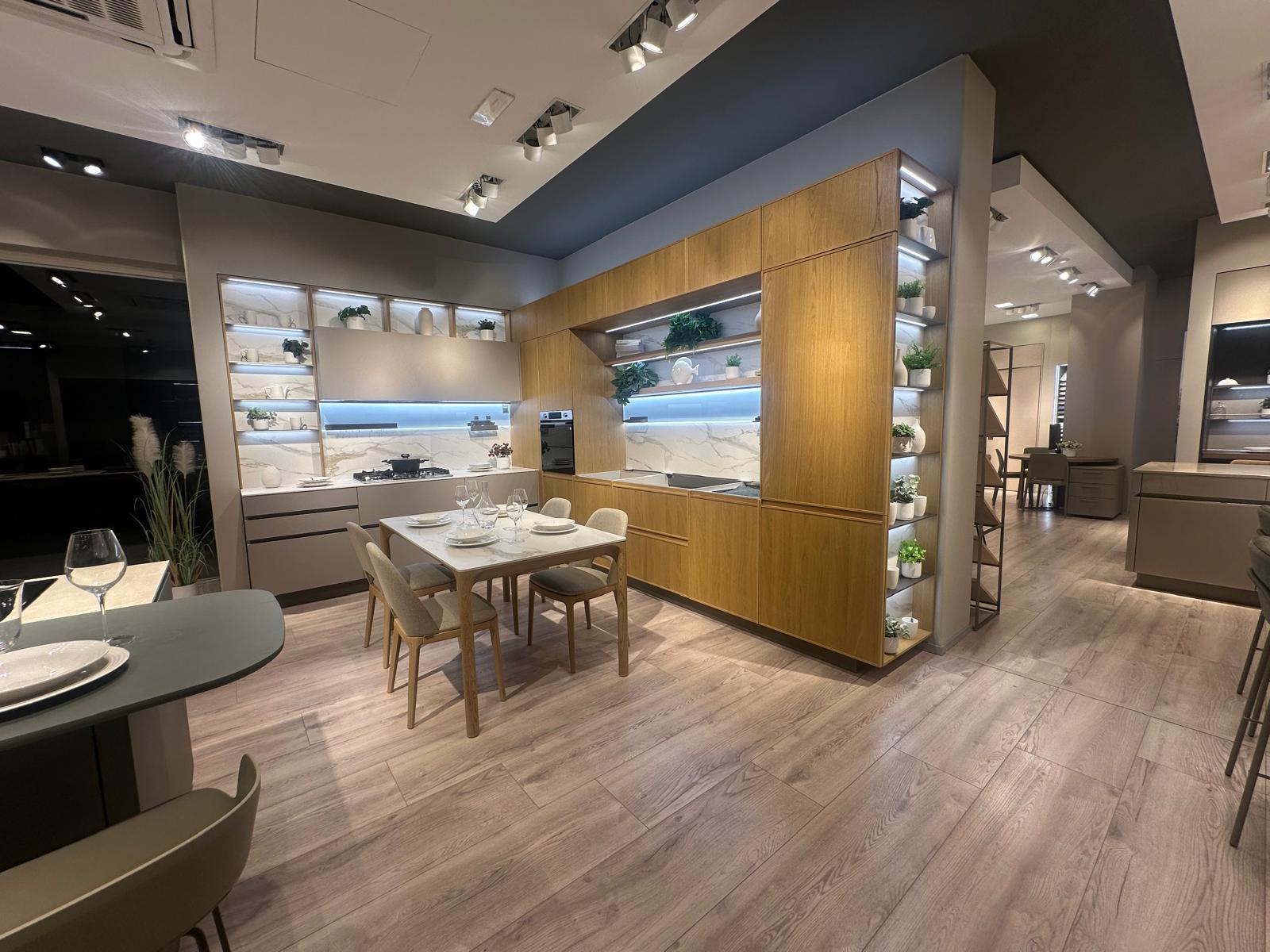 Veneta Cucine - Sakura + Iconica - Image