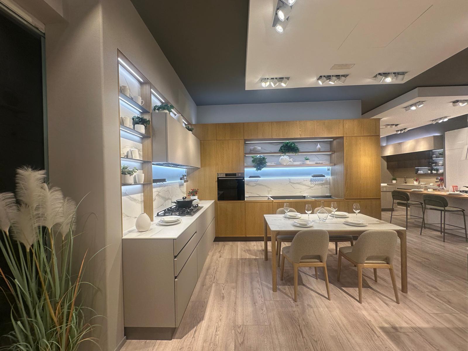 Veneta Cucine - Sakura + Iconica - Image