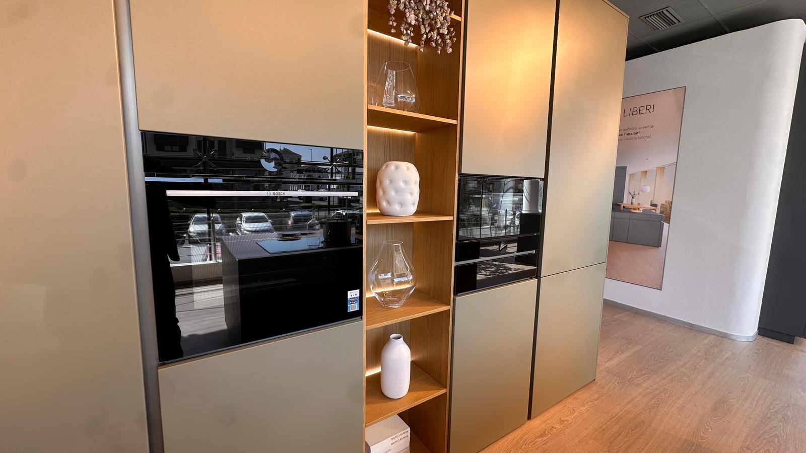 Veneta Cucine - modello Sakura - Image