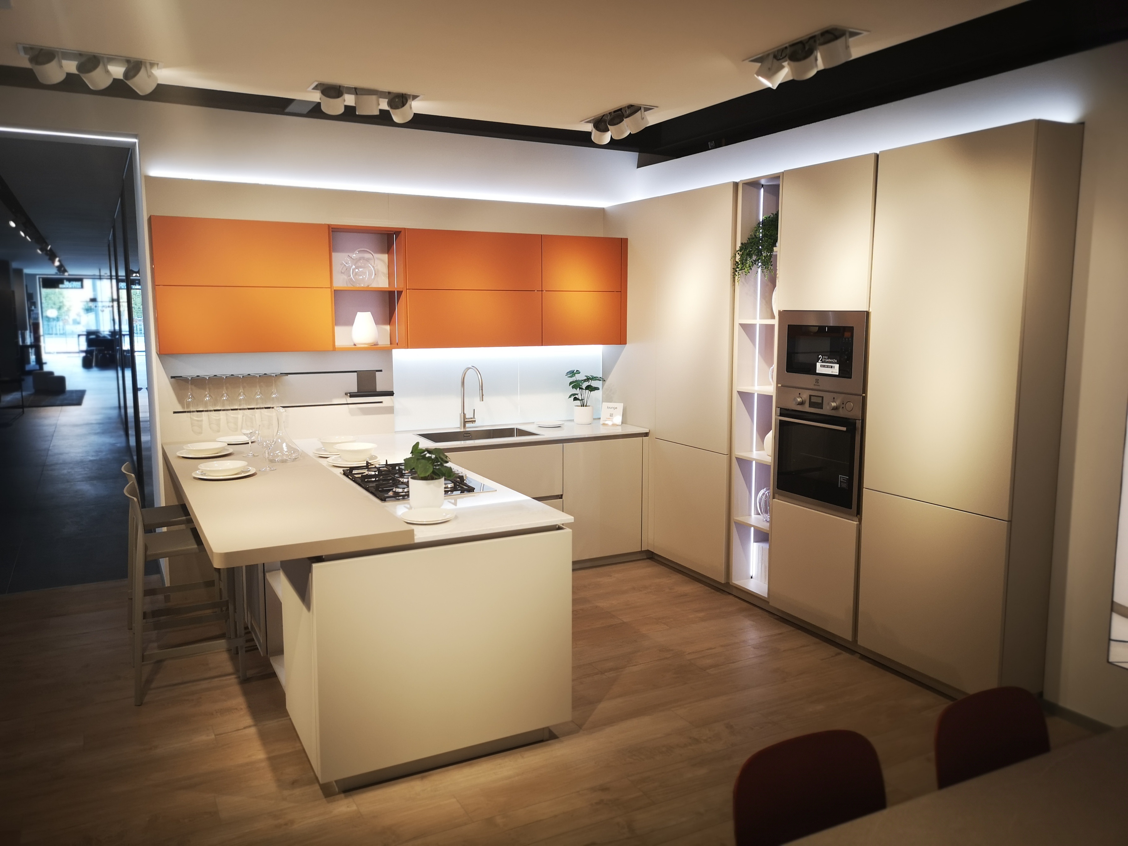 LOUNGE LACCATO OPACO - Image