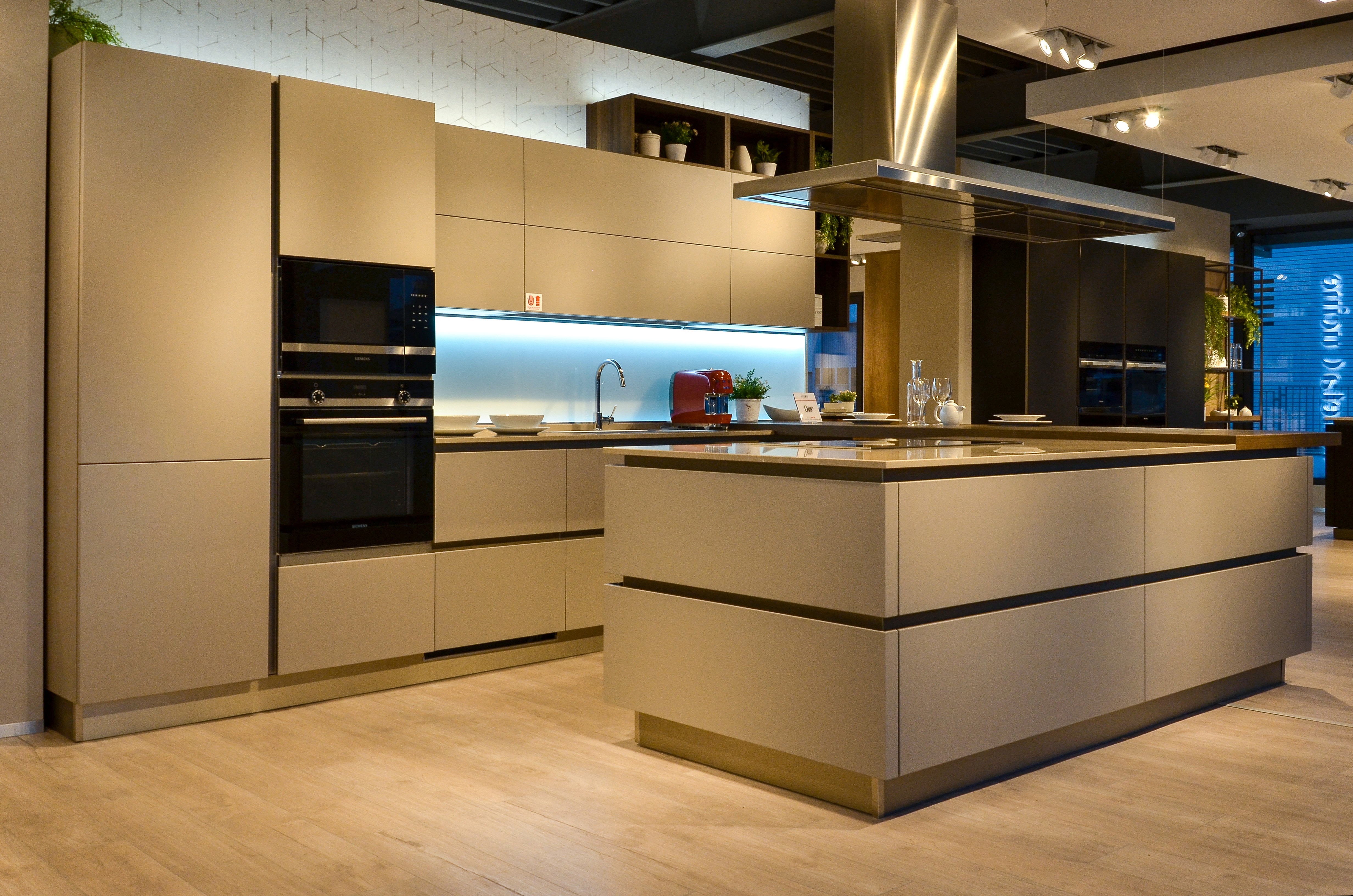 Oyster Pro  laccato opaco - Image