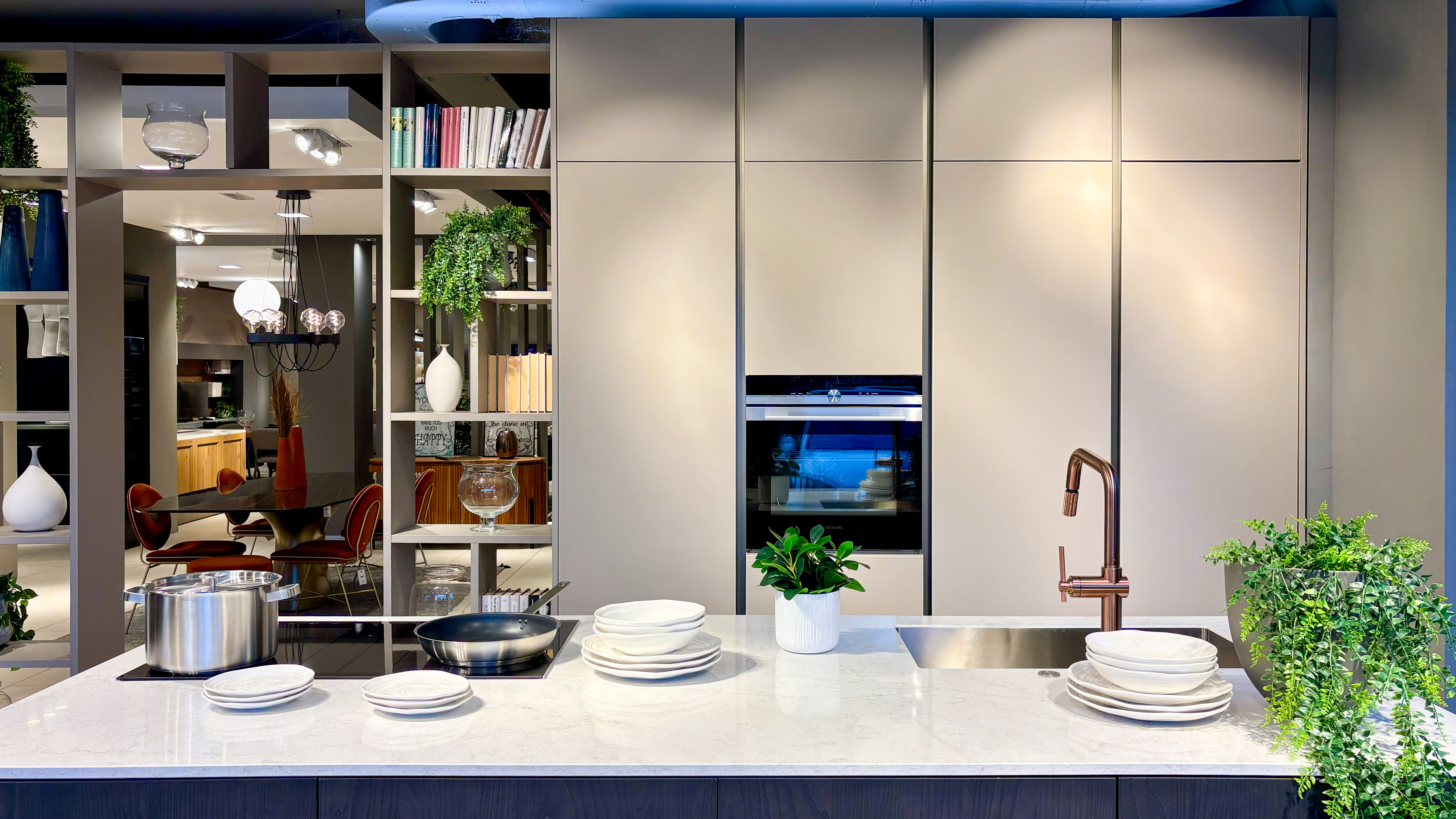 Iconica vetro e legno frassino scuro - Image