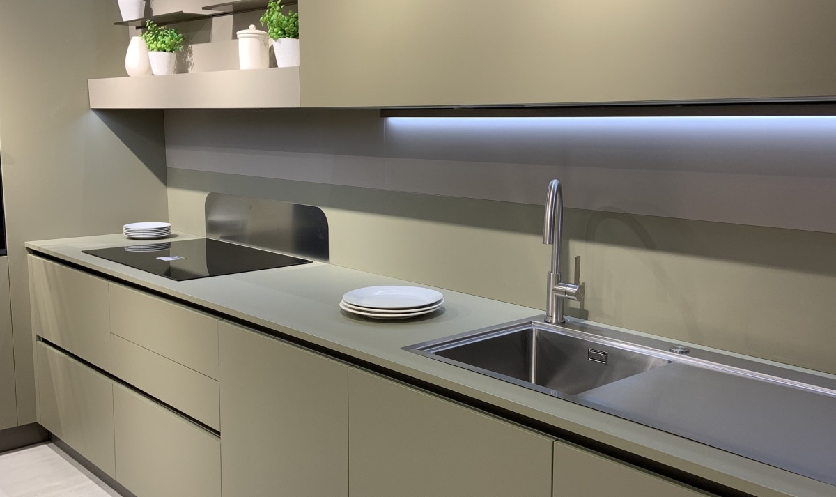 Start-time laccata verde avocado - Image