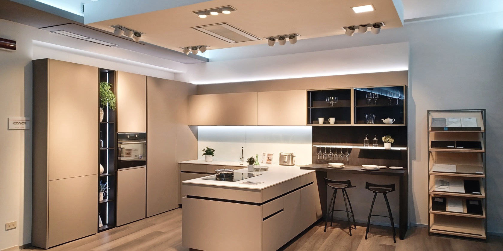 Mod. Iconica - marrone soft - Image