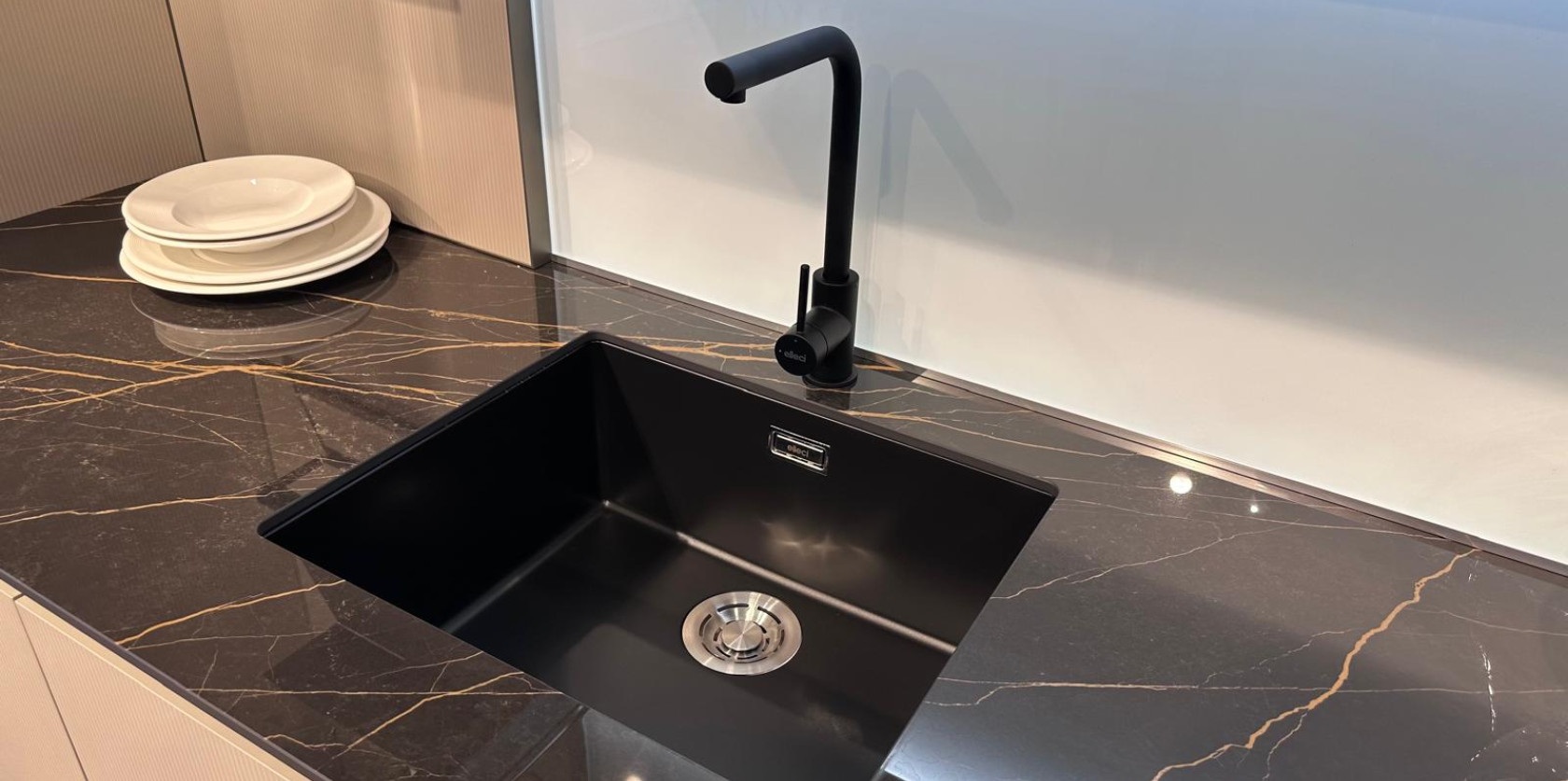 Veneta Cucine - Modello Like J - Image