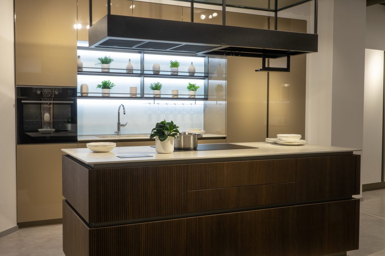 CUCINA LOUNGE CON ISOLA - Image