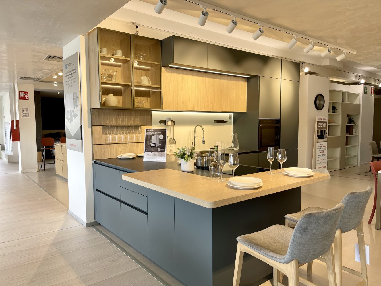LOUNGE - Image