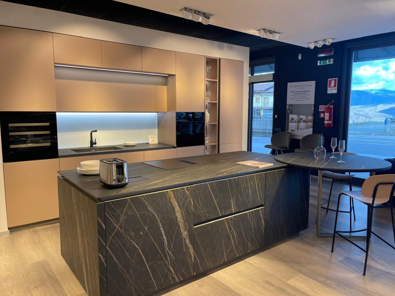 Veneta Cucine - Lounge Ceramica - Image
