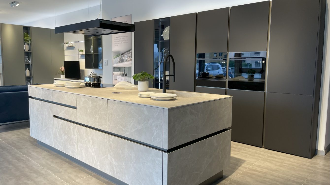Veneta Cucine _ Modello Iconica - Image