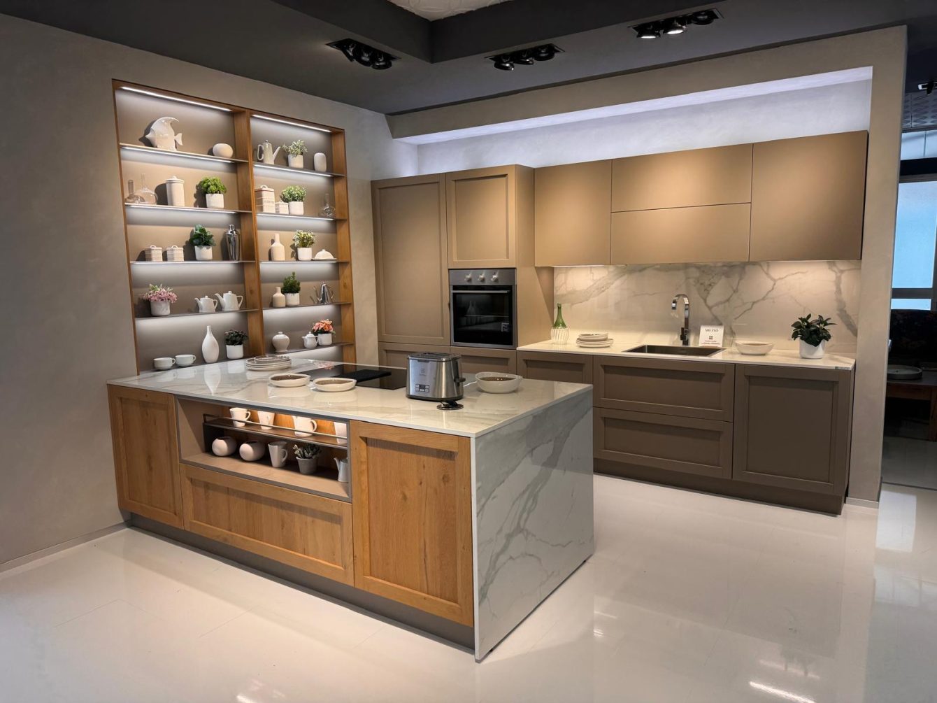 VENETA CUCINE-MILANO - Image