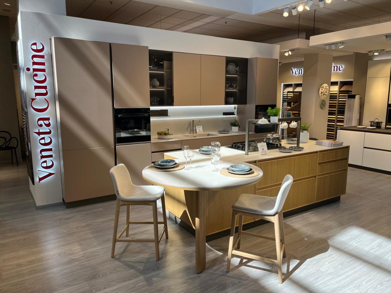 Veneta Cucine - Sakura + Iconica - Image