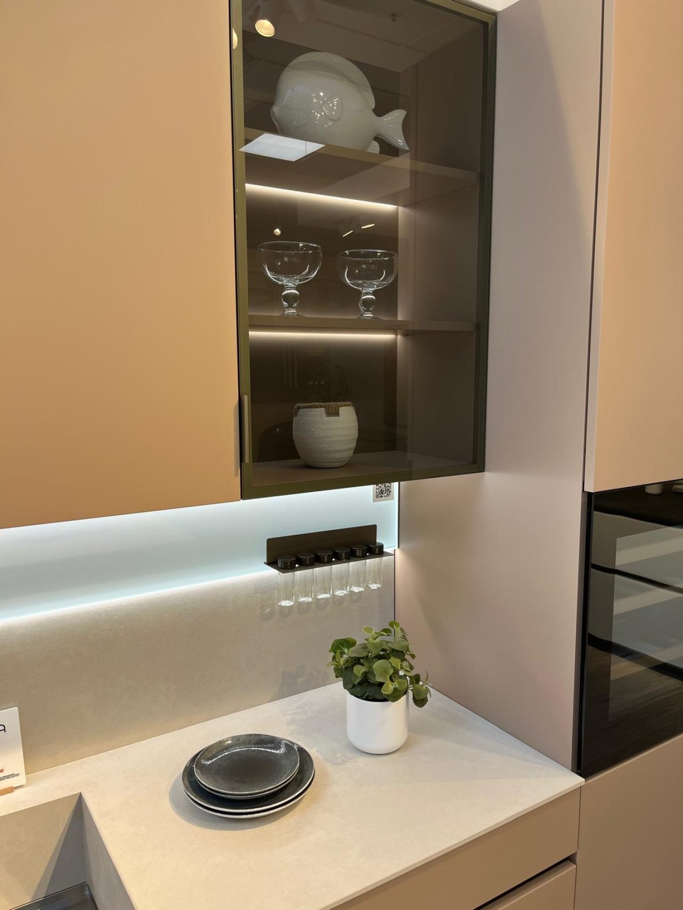 Veneta Cucine - Sakura + Iconica - Image