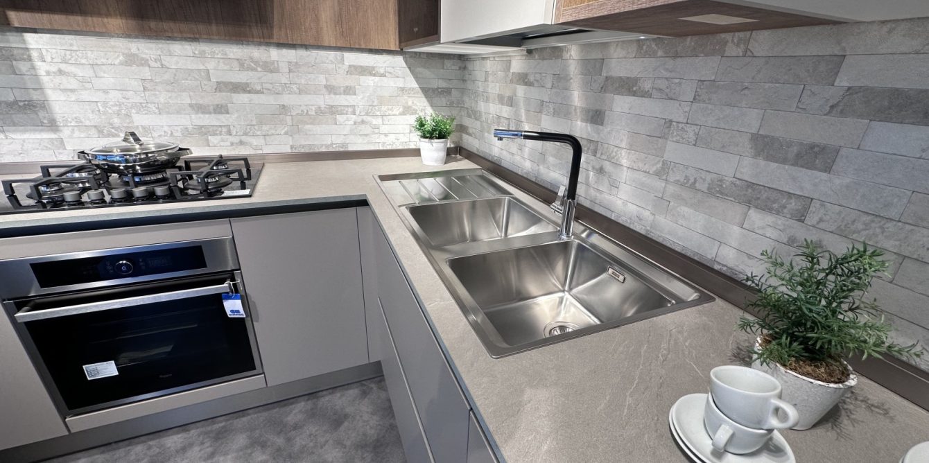 Veneta Cucine - Modello Oyster Pro - Image