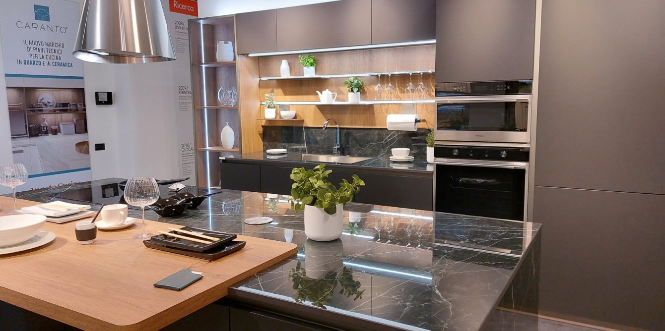 VENETA CUCINE modello LOUNGE FENIX NERO - Image