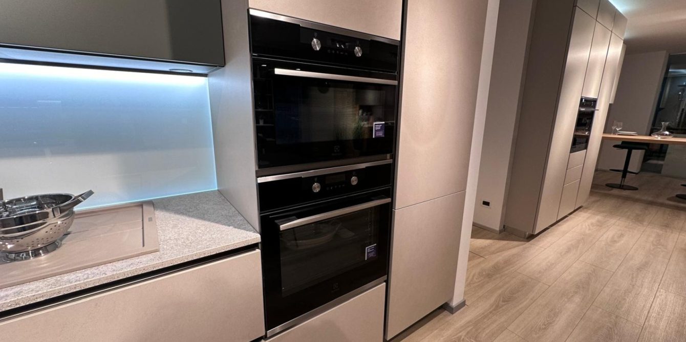 Veneta Cucine - modello Start Time J 2 - Image