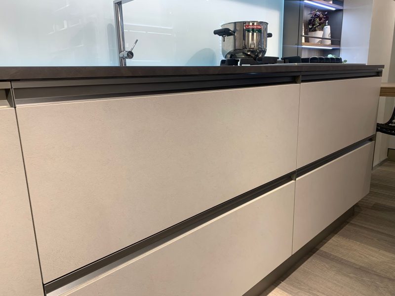 Cucina ad angolo con snack modello START TIME PRESA - Image