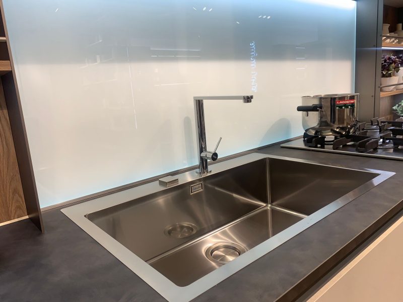 Cucina ad angolo con snack modello START TIME PRESA - Image