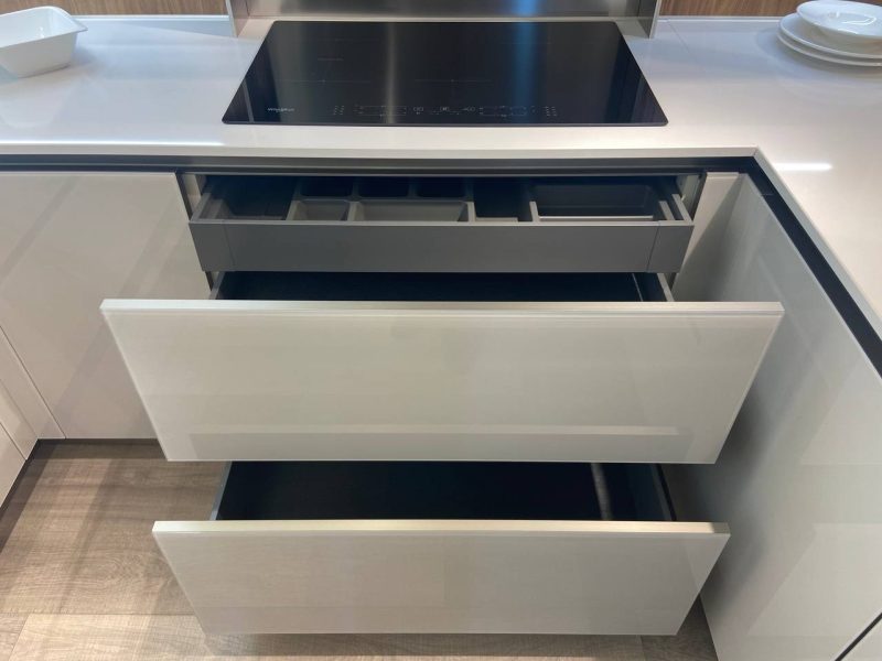 Cucina con penisola modello RIFLEX - Image