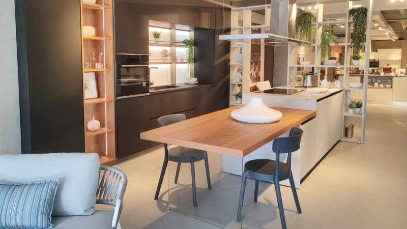 Veneta Cucine - modello Lounge Vetro - Image