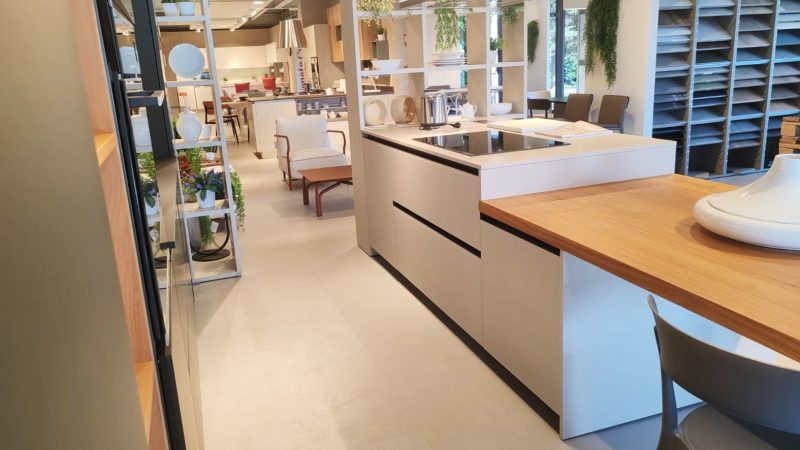 Veneta Cucine - modello Lounge Vetro - Image