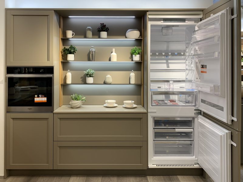 Cucina con penisola modello MILANO - Image