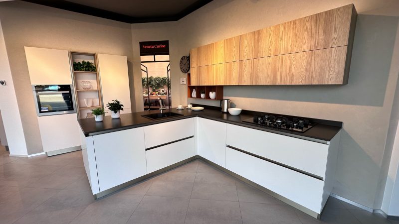 Veneta Cucine - Modello Oyster Pro - Image