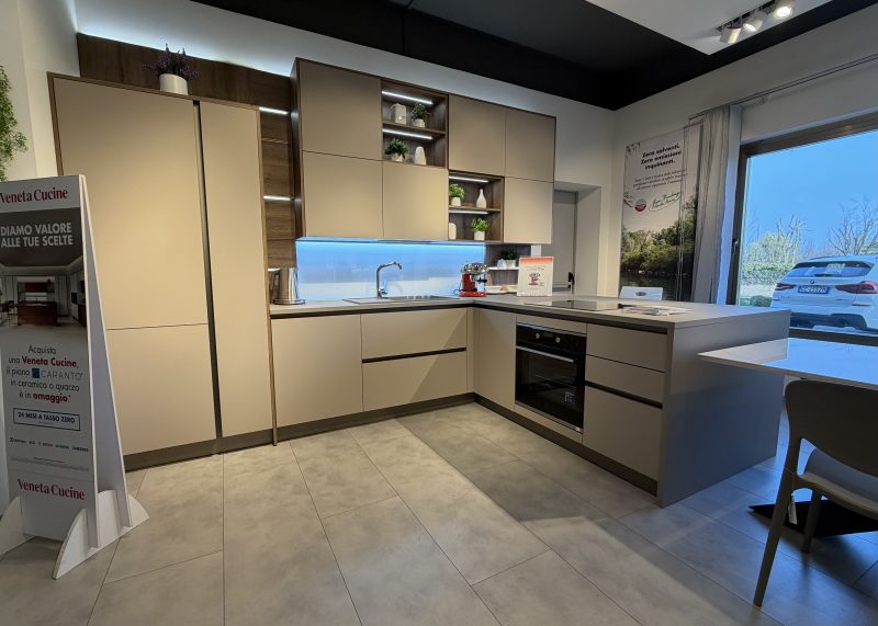 Modello LIKE J - Image