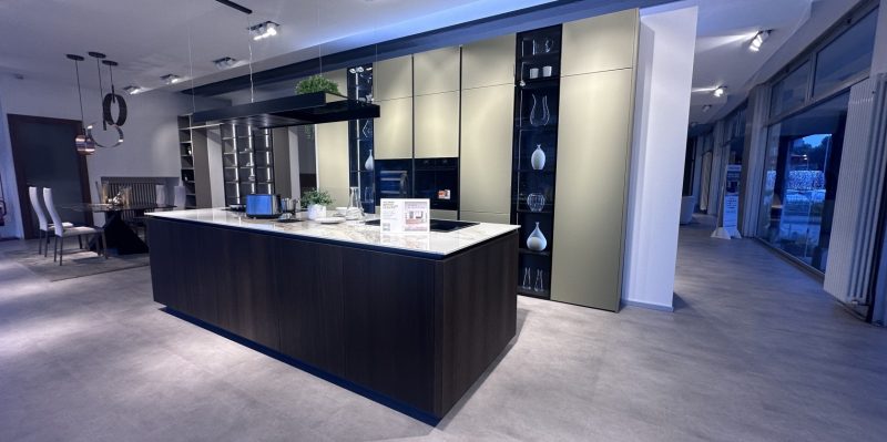 Lounge cannete' rovere scuro e vetro opaco verde militare - Image