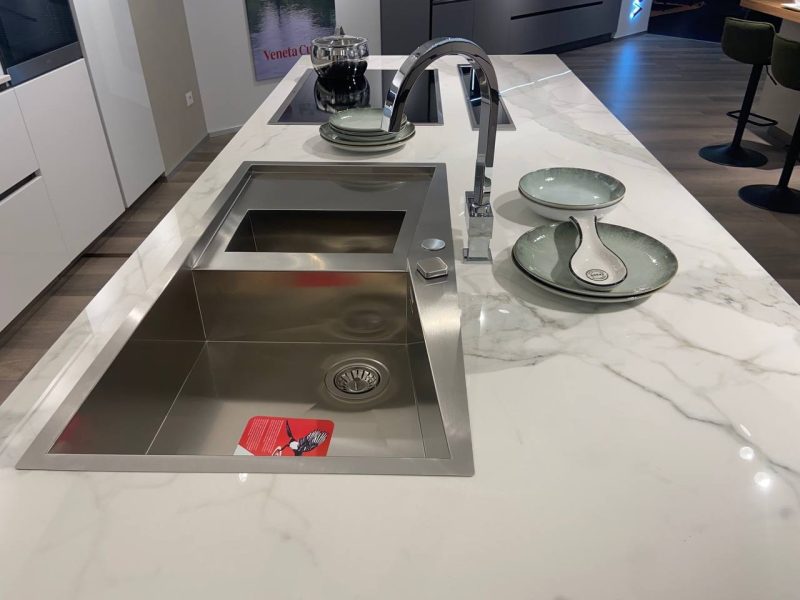 Cucina con isola modello LOUNGE-BIANCA - Image