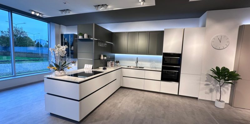 Veneta Cucine - Modello Lounge - Convivio - Image