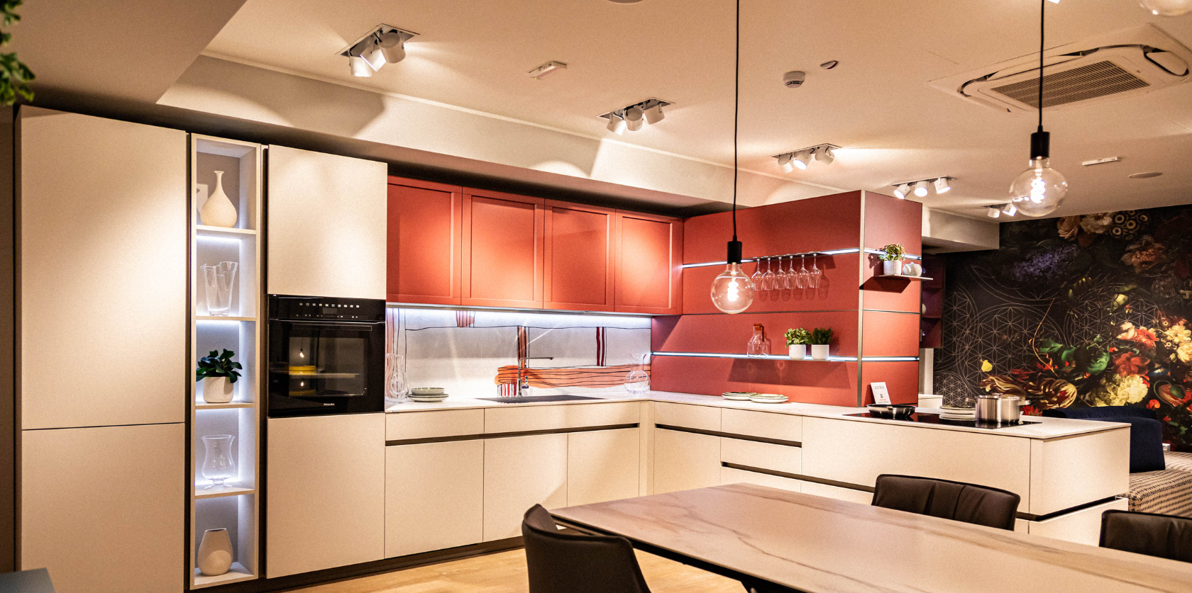 Convivio/Iconica - Image