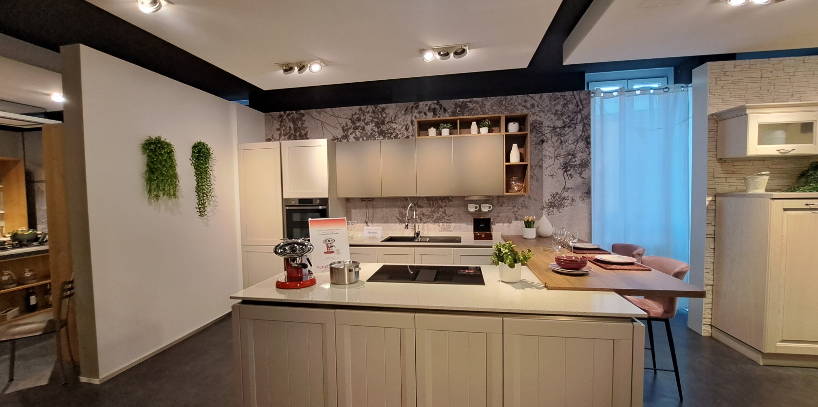 Veneta Cucine modello Armonia, top caranto quartz - Image