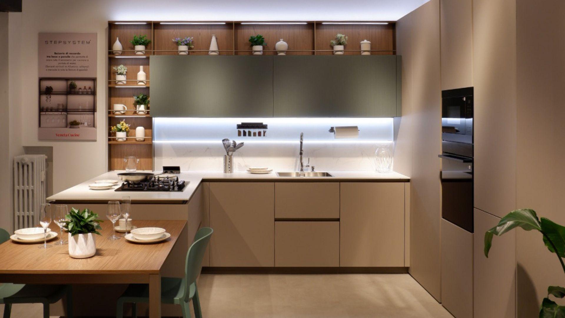 NUOVA APERTURA VENETA CUCINE A VERBANIA 4 Luglio