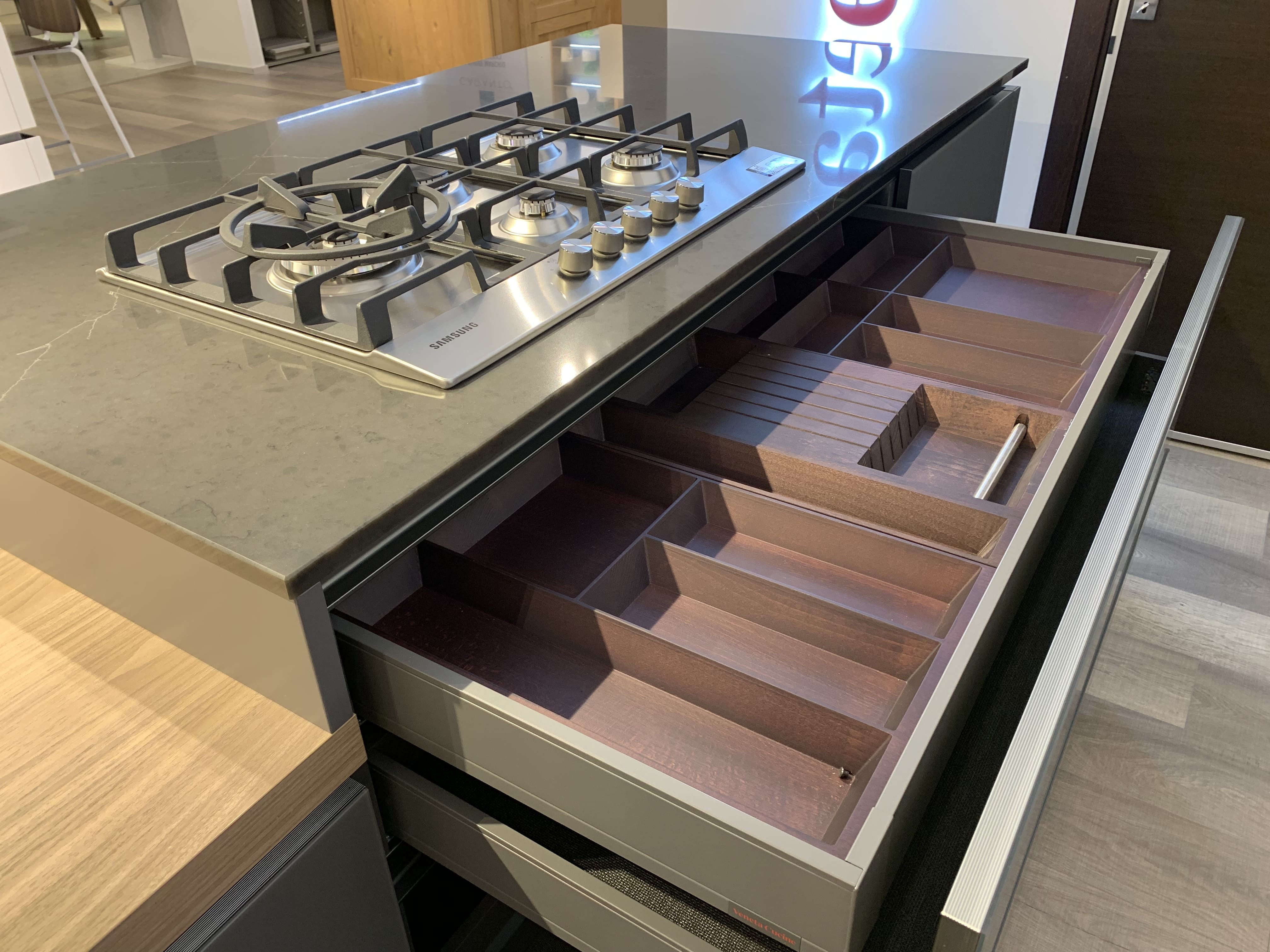 Cucina con isola modello Lounge - Image