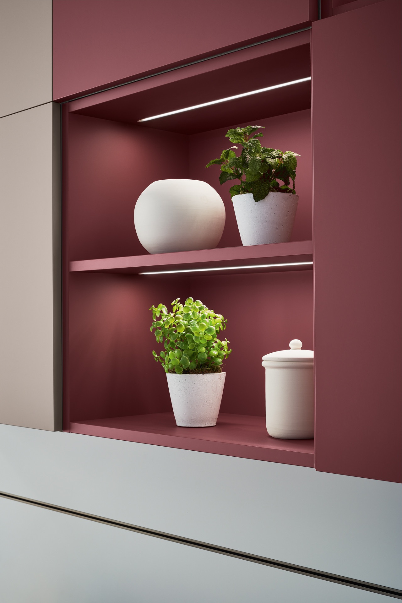 LIKE J - Il design dalle linee pure - Image