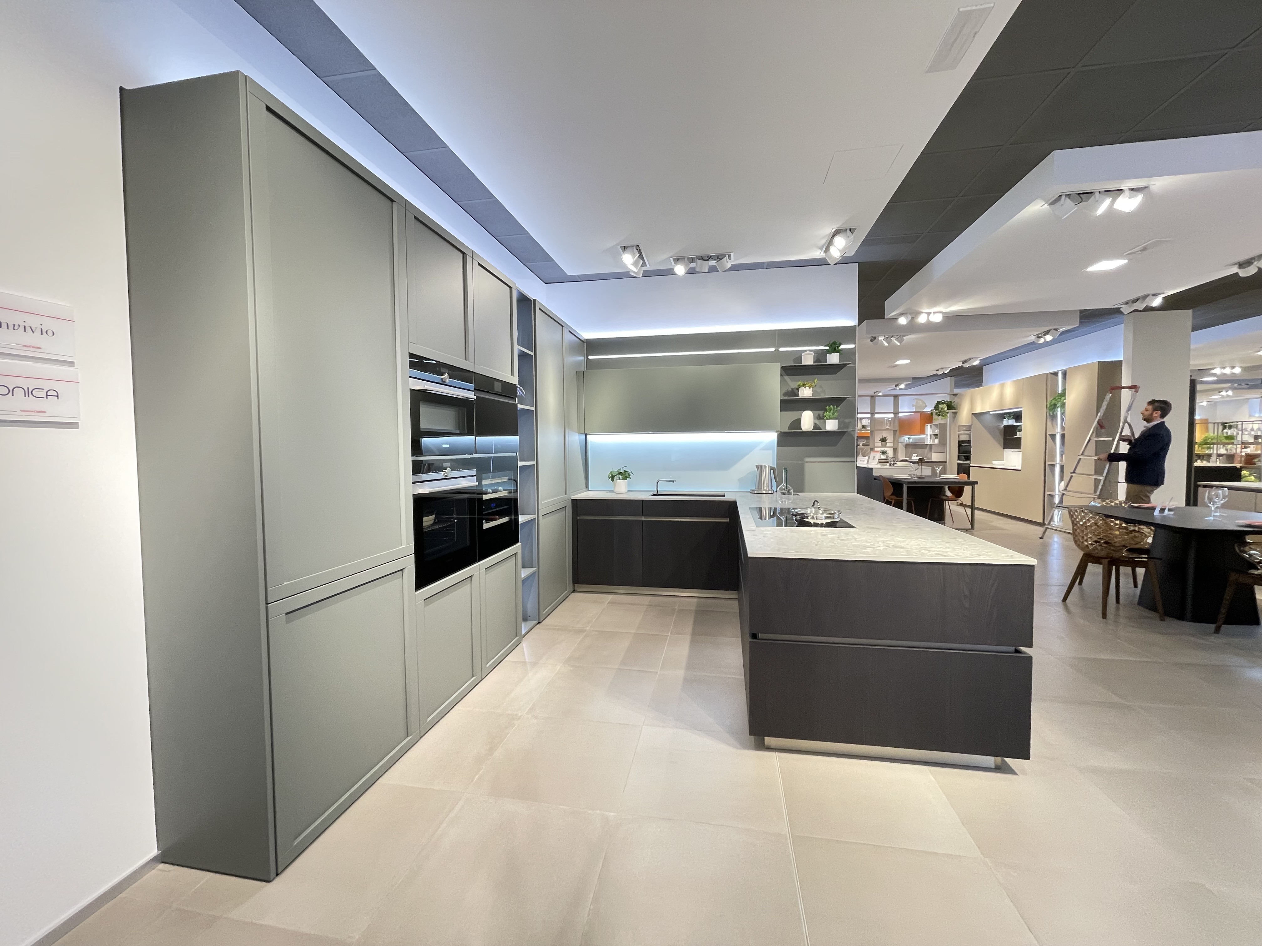 Convivio/Iconica - Image