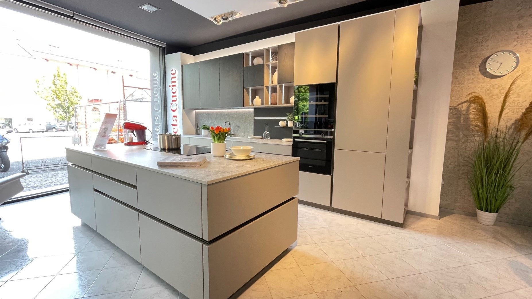 Modello Iconica - Image