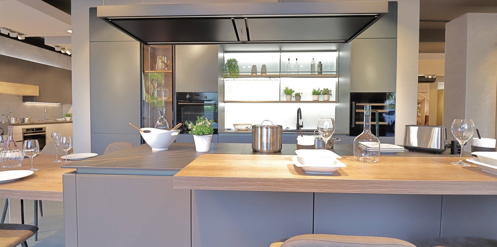 LOUNGE LACCATO + VETRO - Image