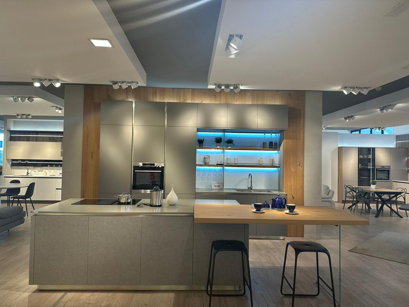 Cucina Lounge Pro - Image