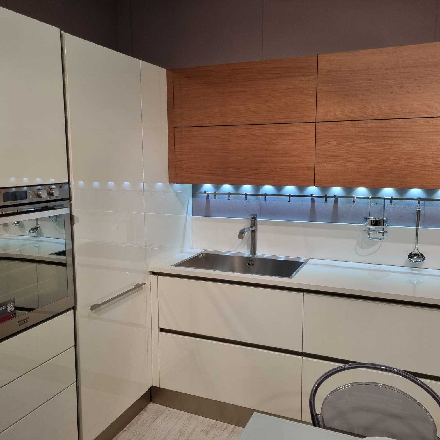 Cucina Oyster - Image