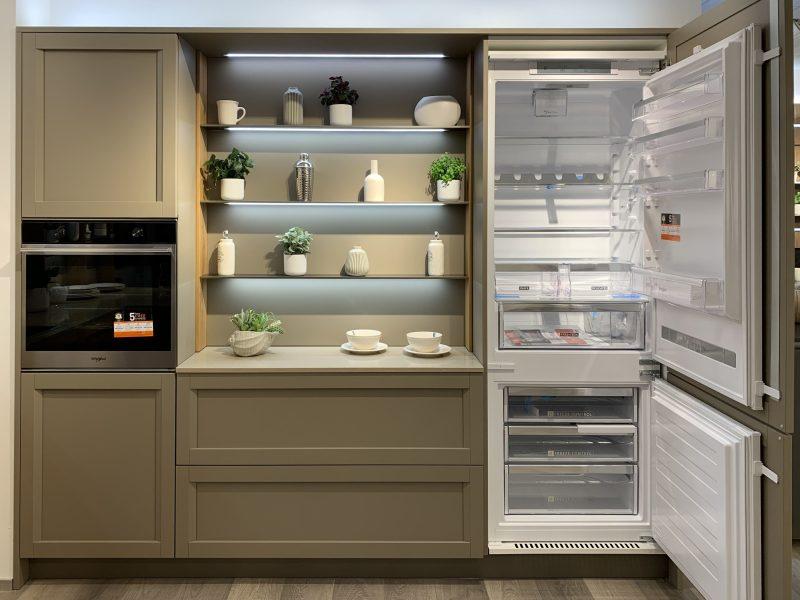 Cucina con penisola modello MILANO - Image