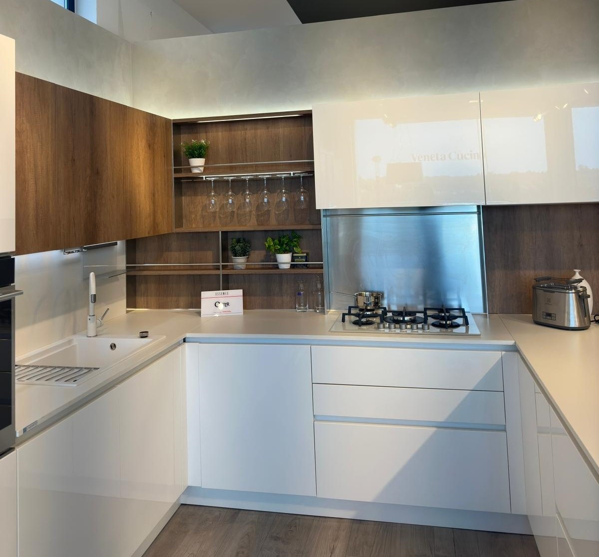 Cucina Oyster - Image