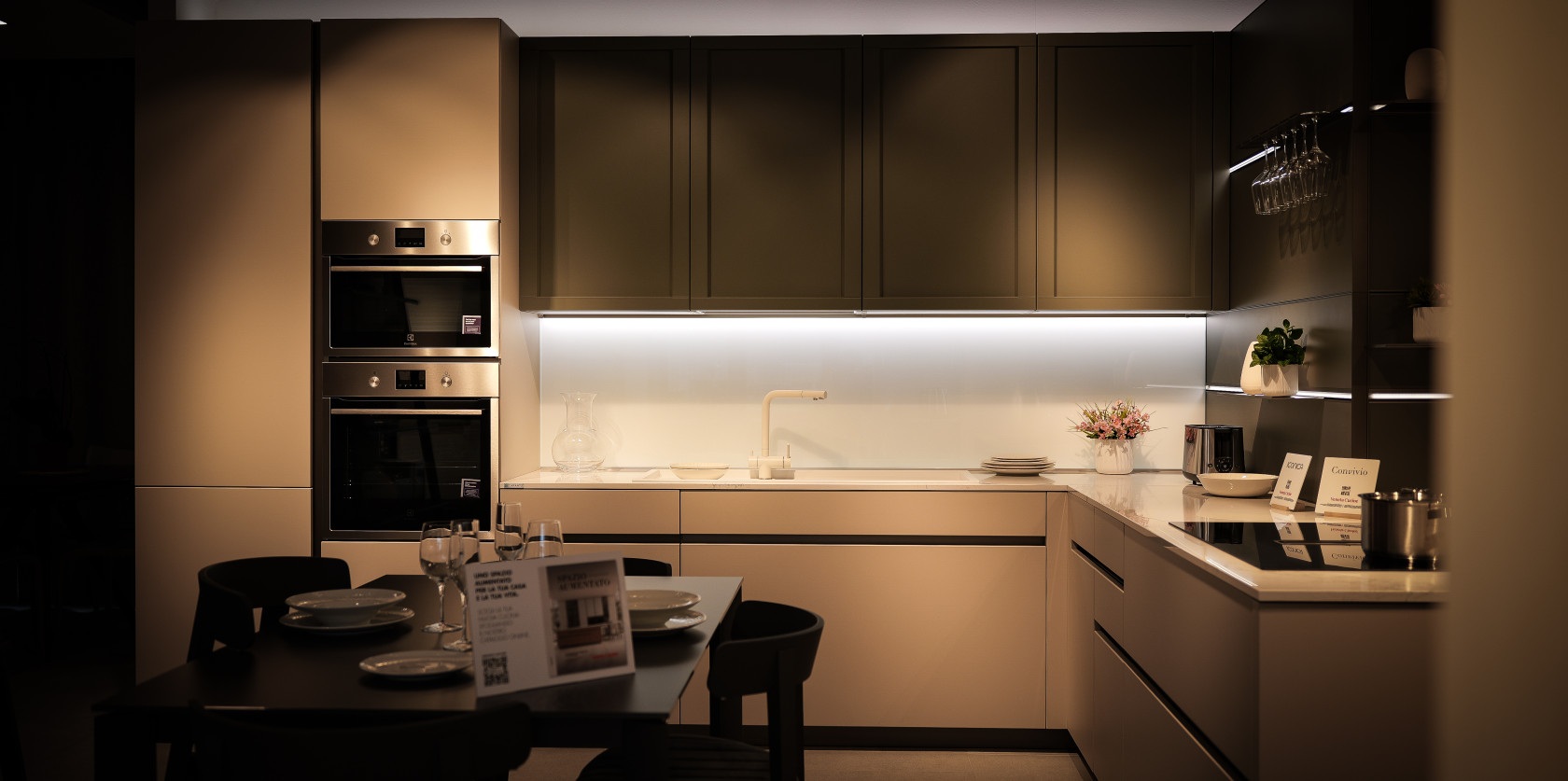 Veneta Cucine - modello Convivio e modello Iconica - Image