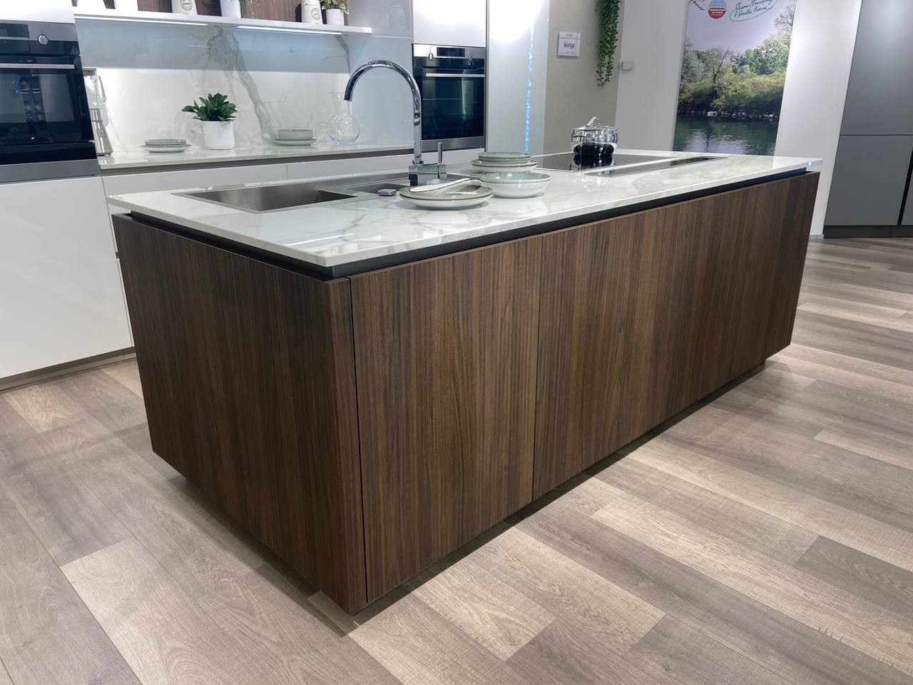 Cucina con isola modello LOUNGE-BIANCA - Image