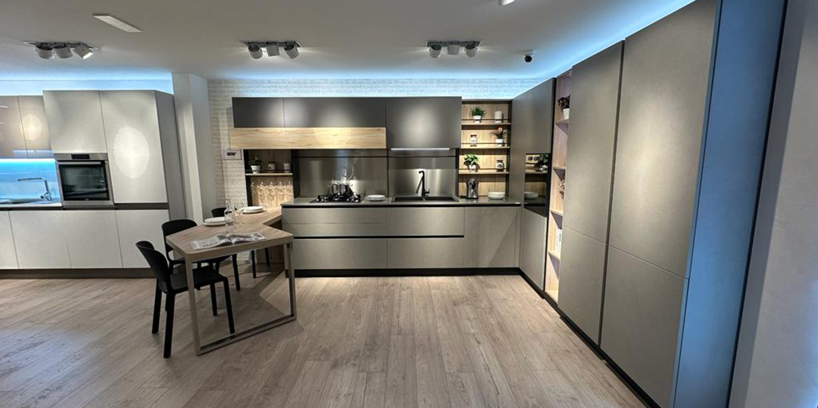 Start-Time J - Image