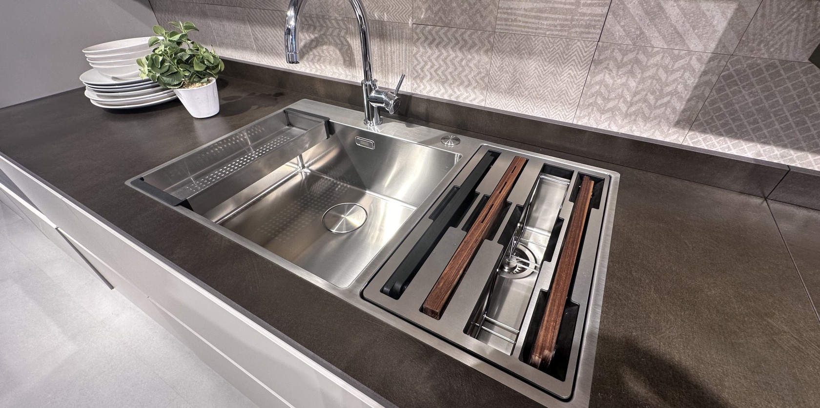 Veneta Cucine - modello Oyster Pro - Image